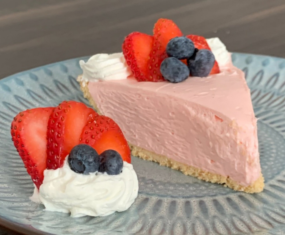 Strawberry No Bake Cheesecake